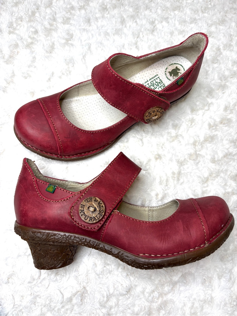 El Naturalista Tesela Low Heel Mary Jane Burgundy Red Oil Finish Leather 10